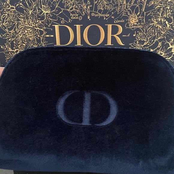 DIOR make up bag - Picture 1 of 4